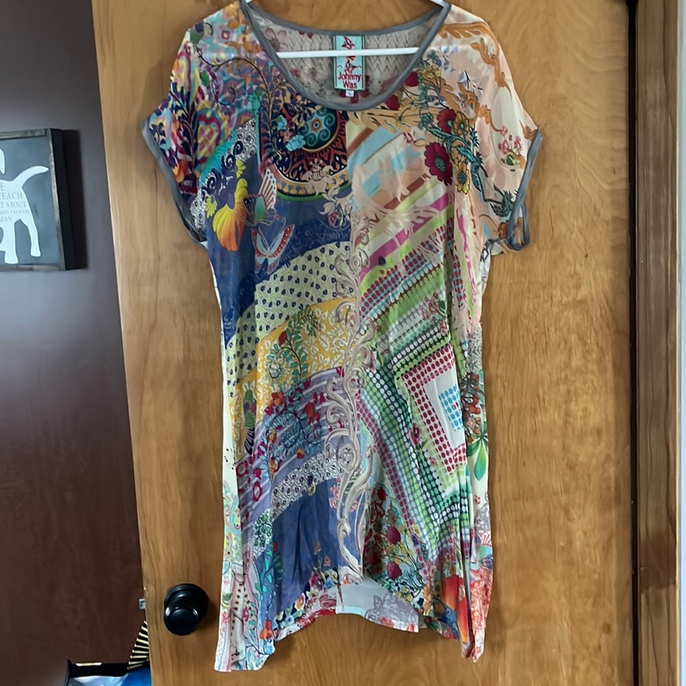 Johnny Was Short Sleeved Tunic/Blouse Size Large